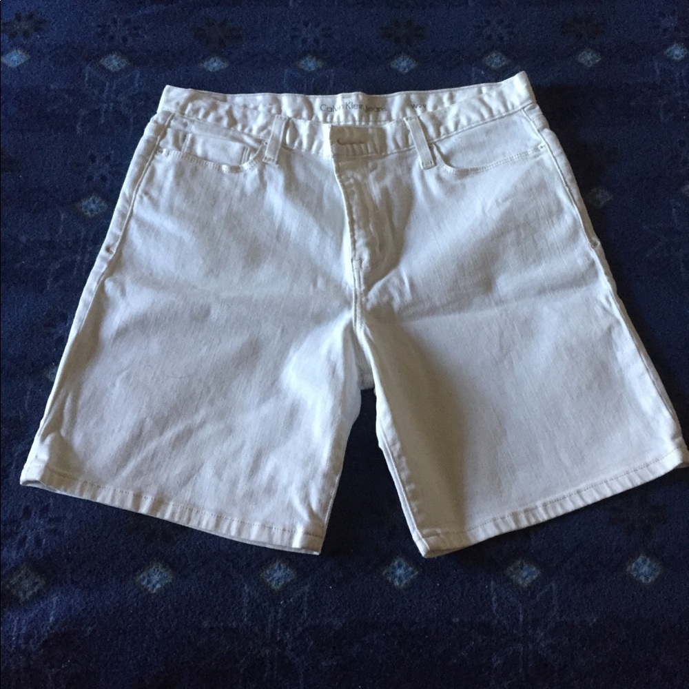 NWOT White Jeans short